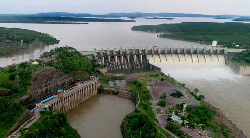 Indira Sagar Lake